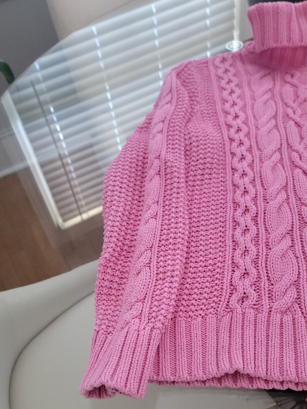Ralph Lauren Pink Cable-Knit Turtleneck Sweater - Picture 3 of 7